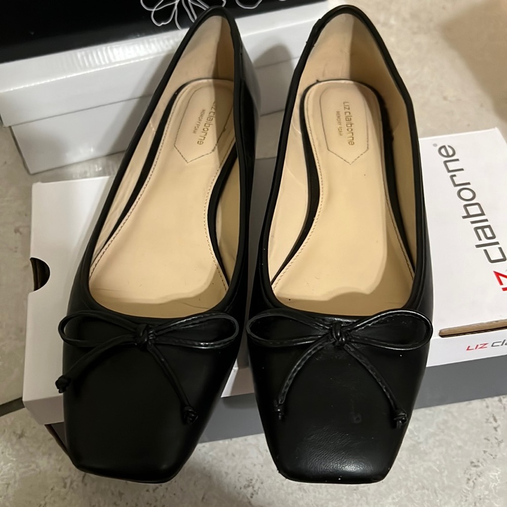 Liz Claiborne shoes